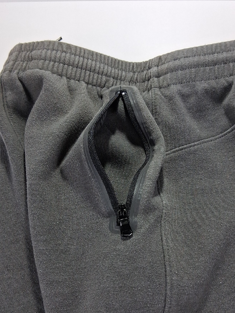 Boys Old Navy Fleece Shorts Size Large (10/12) Dark Gray Front Zipper-Pockets - Picture 6 of 6